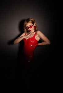Kinky Women Seeking Kinky Hookups.